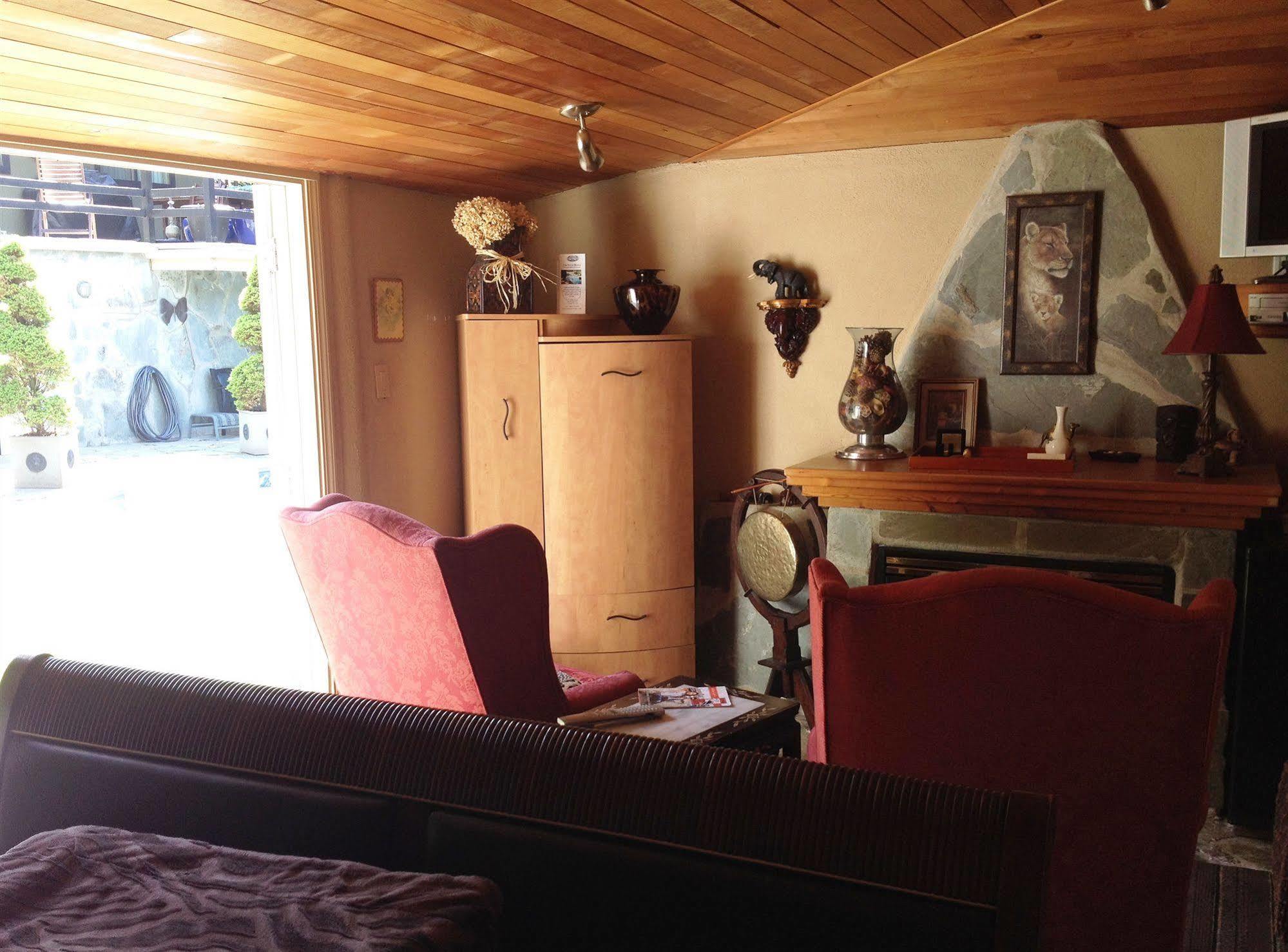 The Stone Hedge Bed & Breakfast Richmond