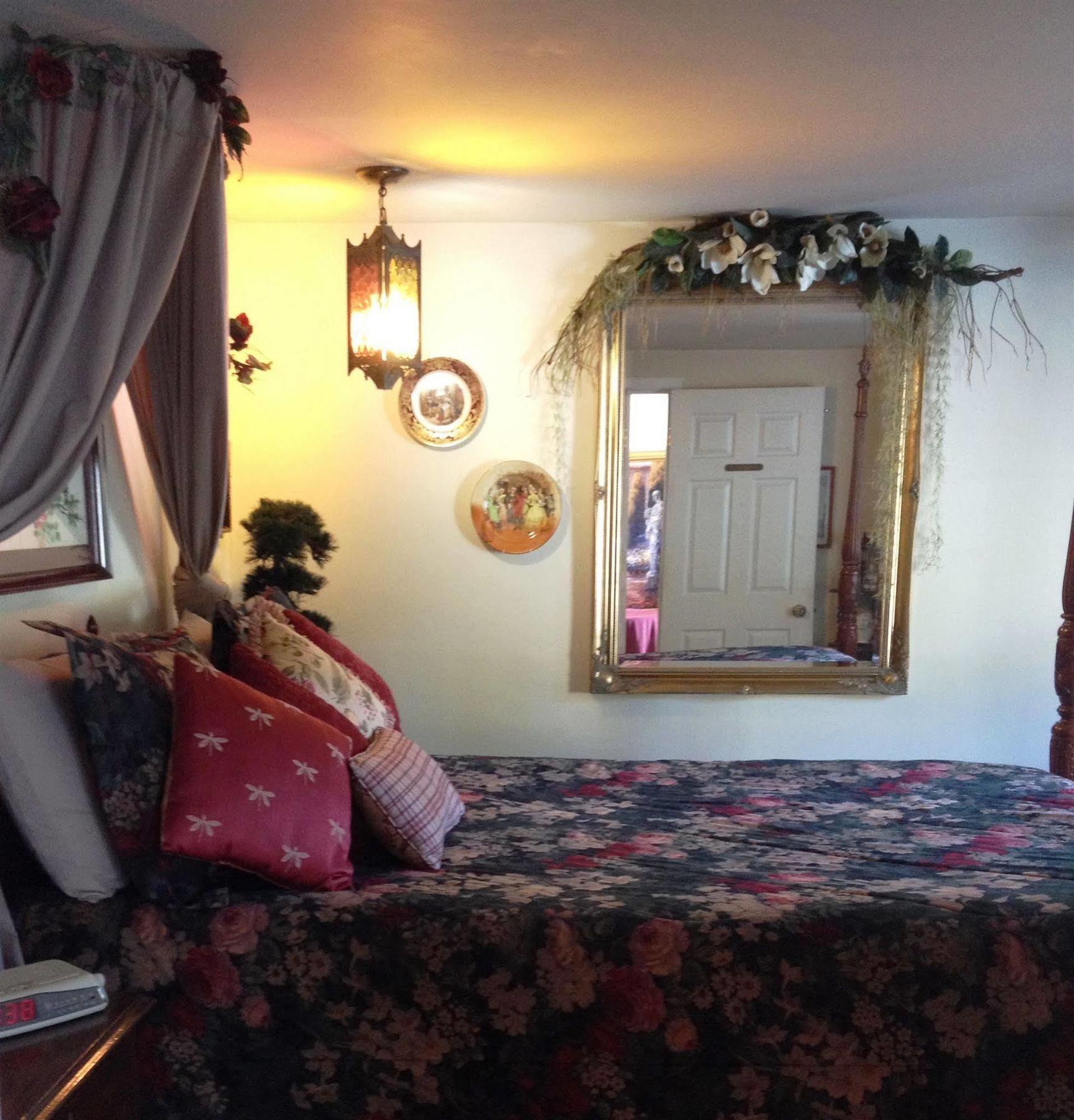 The Stone Hedge Bed & Breakfast
